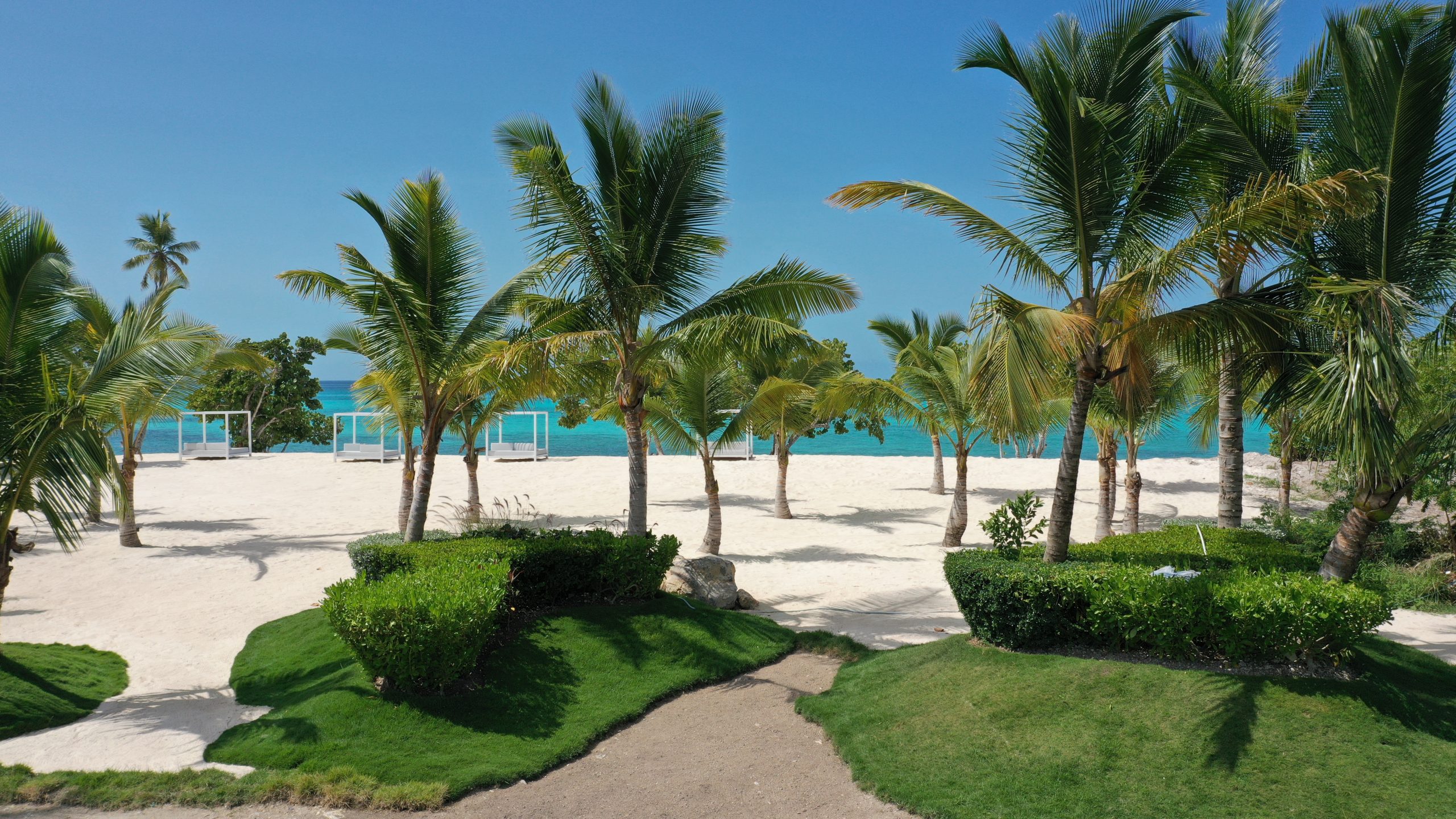 Beachfront Condo within Beach Resort & Residence Complex. Bayahibe Dominicus, La Romana
